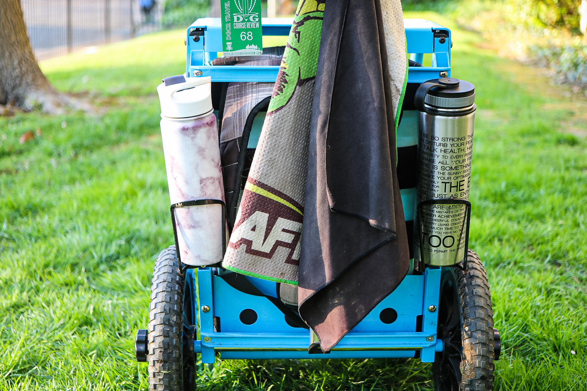 Zuca backpack cart rear bottle holders