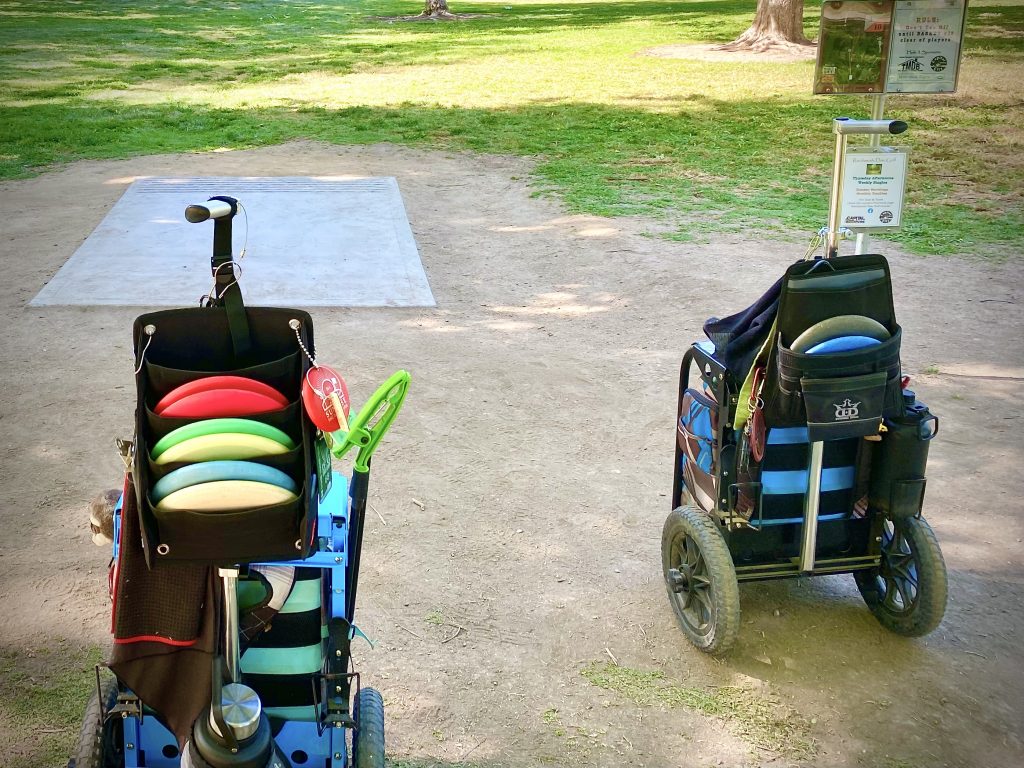 Rovic RV1D disc golf cart review 49